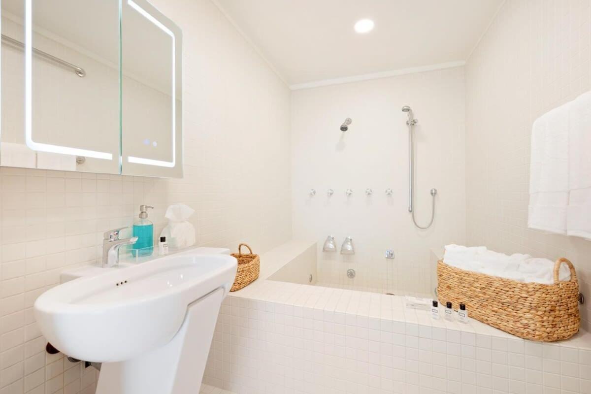 Villa Sole By Stay Awhile Villas Malibu Extérieur photo